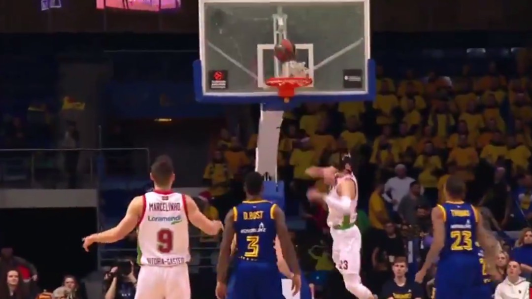 Shengelia regresa y destroza el tablero del Khimki ruso