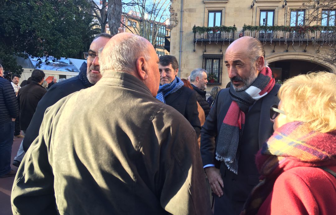 Elizegi responde a Uribe-Echevarría: "Soy esclavo de mis palabras y otros son esclavos de sus hechos" Elizegi responde a Uribe-Echevarría: "Soy esclavo de mis palabras y otros son esclavos de sus hechos"