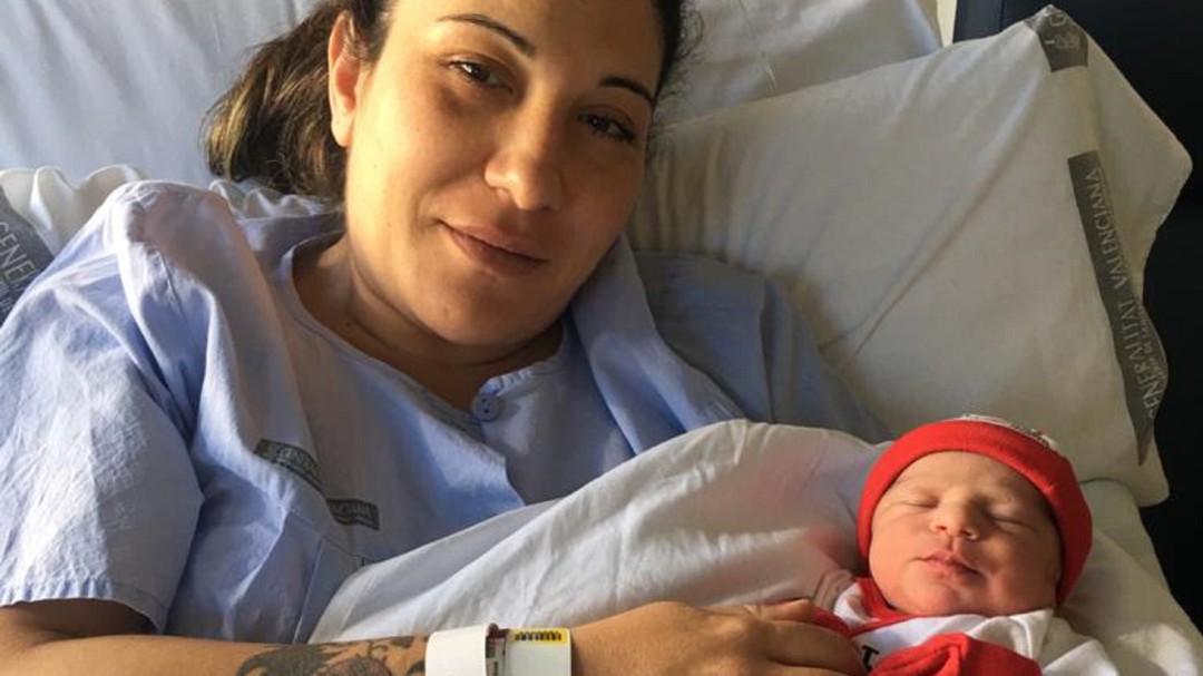 Manuela, la primera bebé de 2019 en el Departamento de Salud de Elda