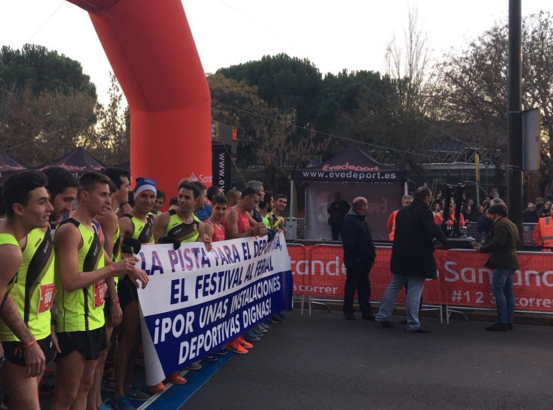 Una San Silvestre muy reivindicativa Una San Silvestre muy reivindicativa