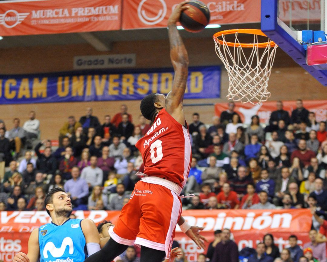 El UCAM Murcia vuelve a hundirse tras el descanso El UCAM Murcia vuelve a hundirse tras el descanso