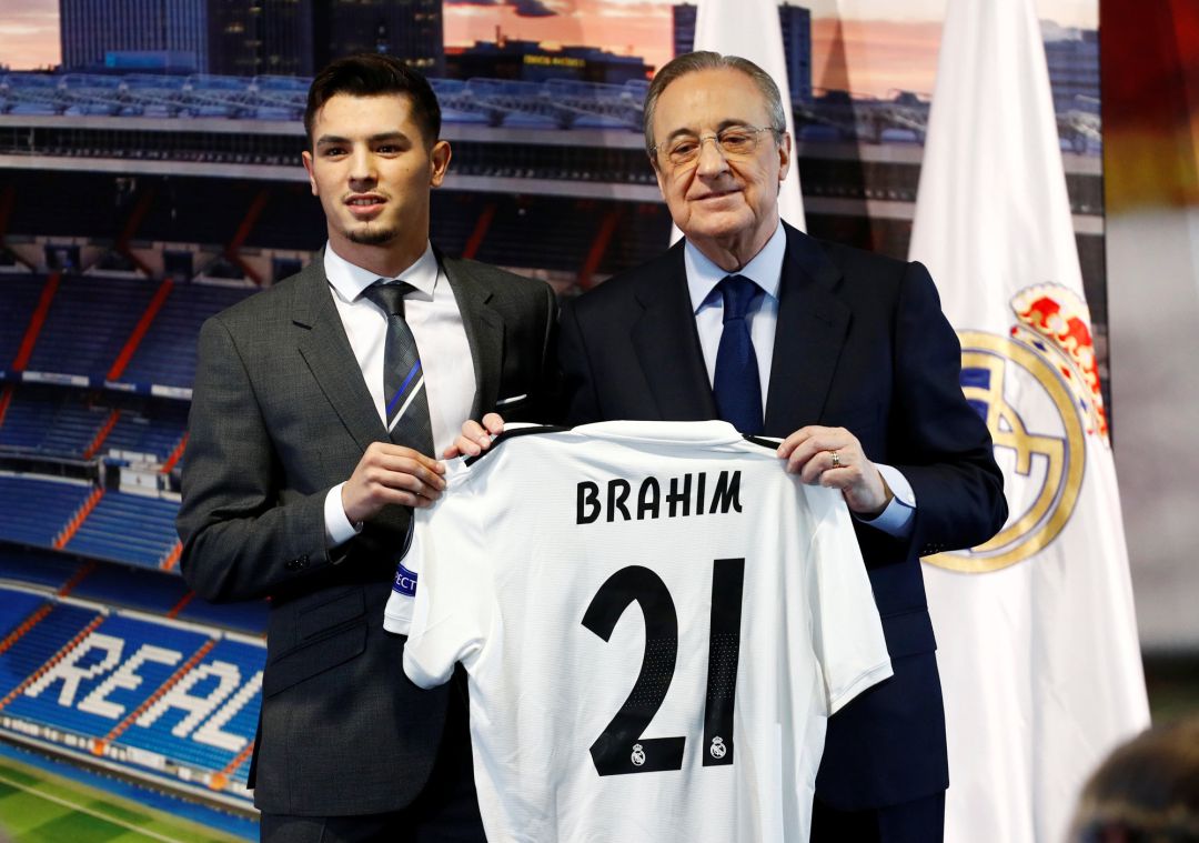 Brahim Diaz junto a Florentino Pérez presentado como nuevo jugador del Real Madrid Brahim Diaz junto a Florentino Pérez presentado como nuevo jugador del Real Madrid
