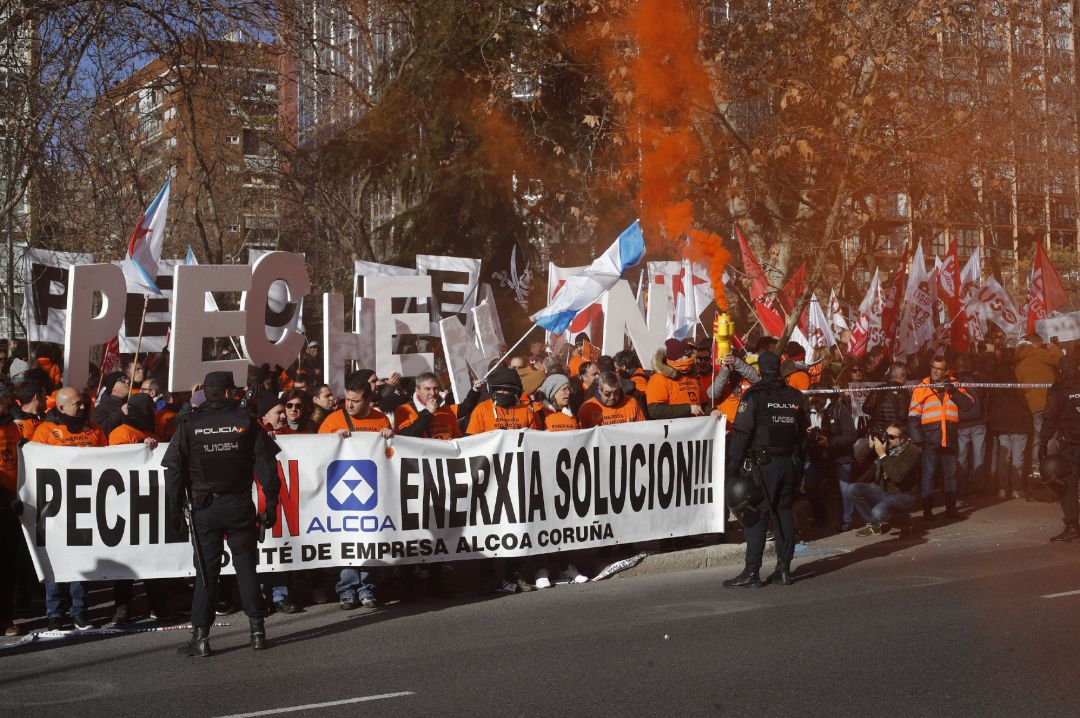 Concentración en Madrid de los trabajadores de Alcoa Concentración en Madrid de los trabajadores de Alcoa