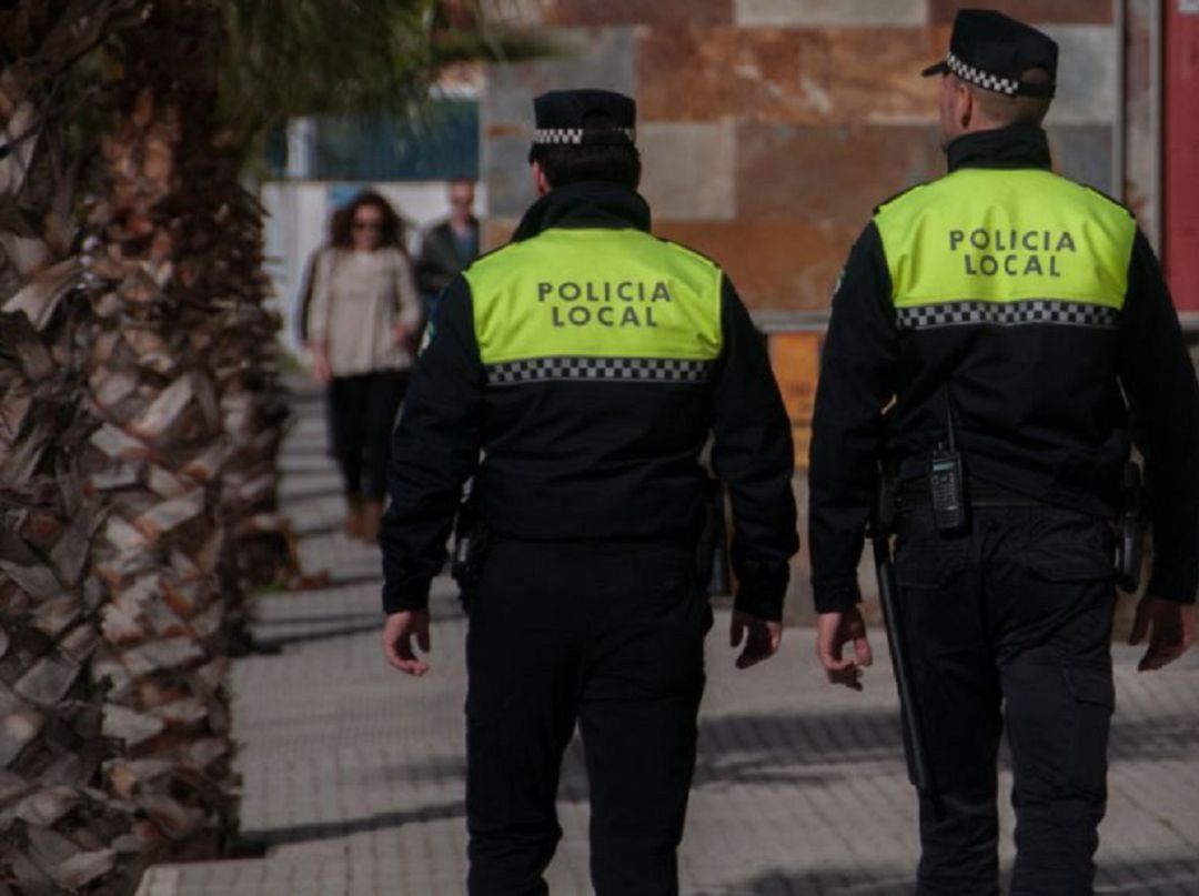 Policía Local en Córdoba (Archivo). Policía Local en Córdoba (Archivo).