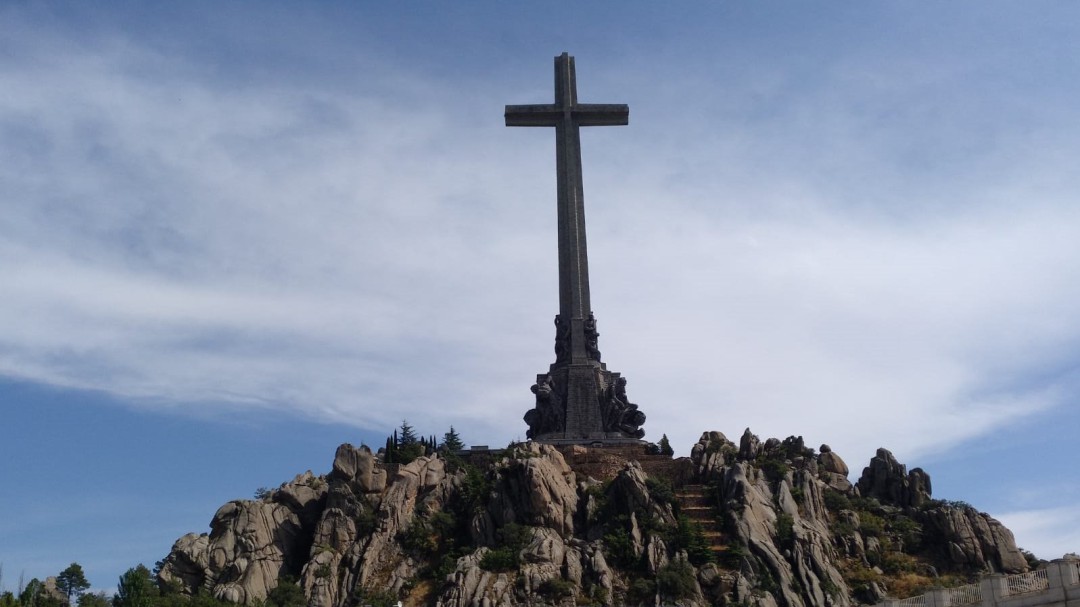 El Gobierno notifica a los Franco el último plazo para que presenten alegaciones a la exhumación