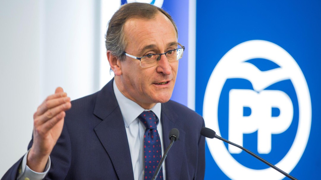 A Vox le falta un hervor: los barones del PP elevan el tono y Génova les pide que guarden silencio