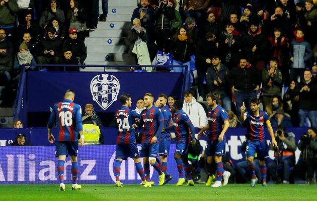 El Levante celebra el gol de Borja Mayoral El Levante celebra el gol de Borja Mayoral