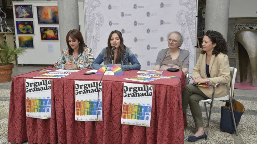 Huelga de hambre contra las 'amenazas' del gobierno andaluz al colectivo LGTBI