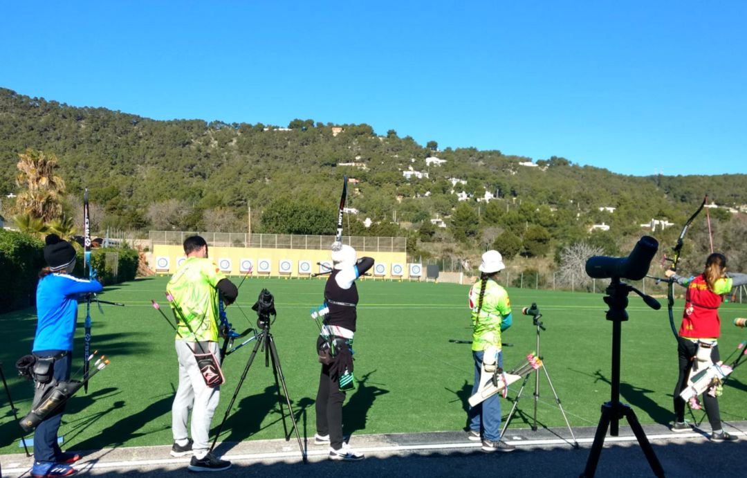Deportistas: Finalizan las obras de mejora del campo de tiro con arco de Es Cubells Deportistas: Finalizan las obras de mejora del campo de tiro con arco de Es Cubells