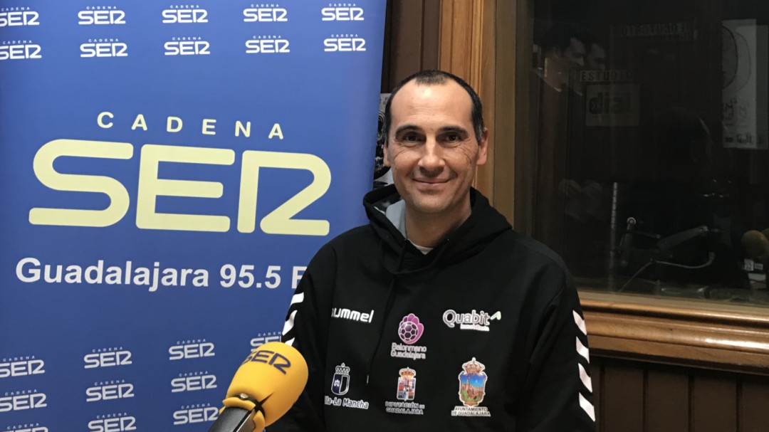 César Montes: Estoy encantado de escuchar al club para hablar de mi futuro en el equipo