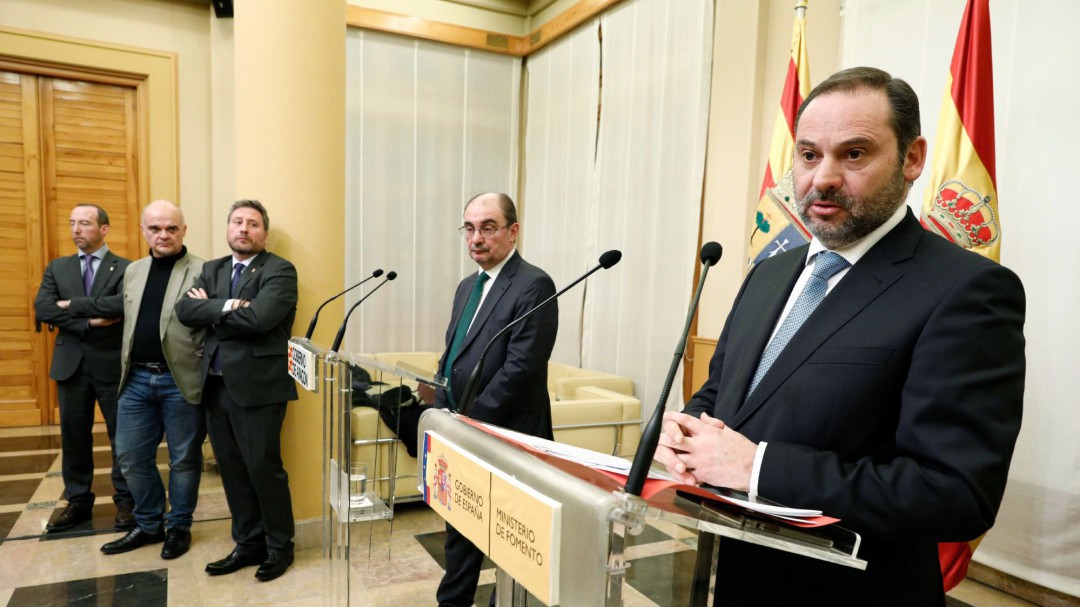 Mejorar el Cantábrico - Mediterráneo y la sustitución de los 'tamagochis', los compromisos de Fomento