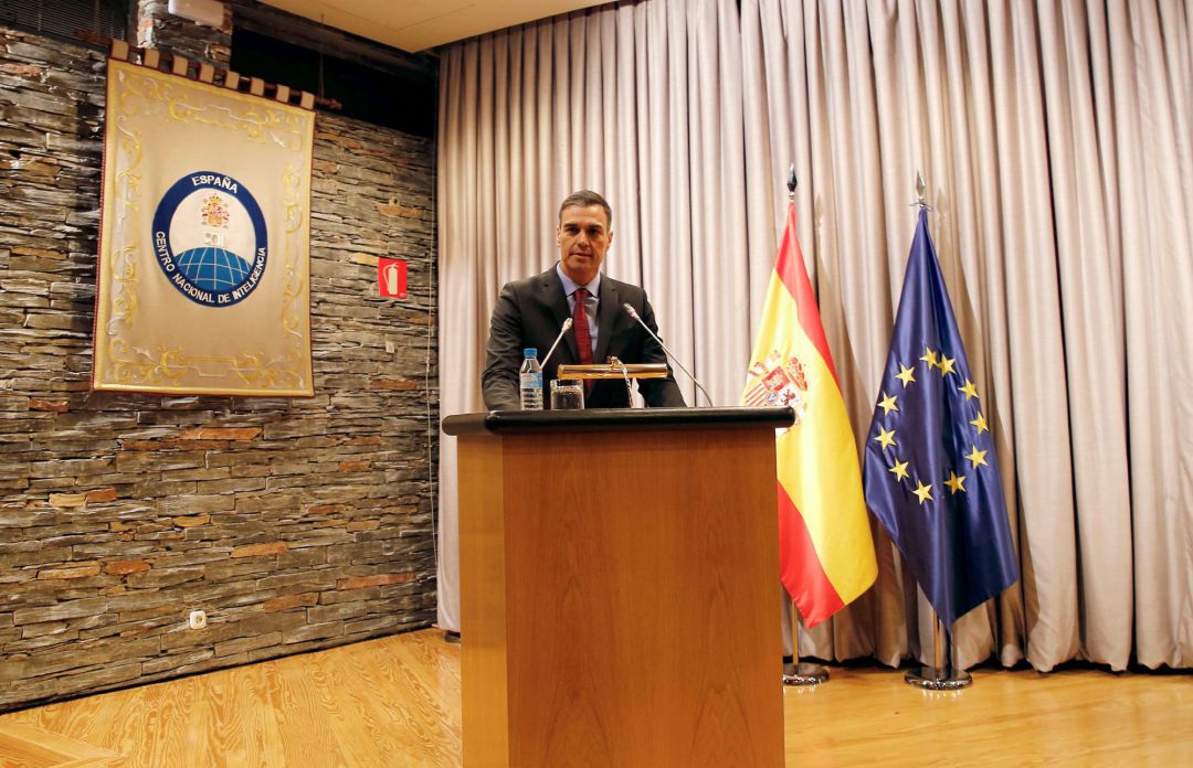 El presidente del Gobierno, Pedro Sánchez, ha visitado hoy las dependencias del Centro Nacional de Inteligencia. El presidente del Gobierno, Pedro Sánchez, ha visitado hoy las dependencias del Centro Nacional de Inteligencia.