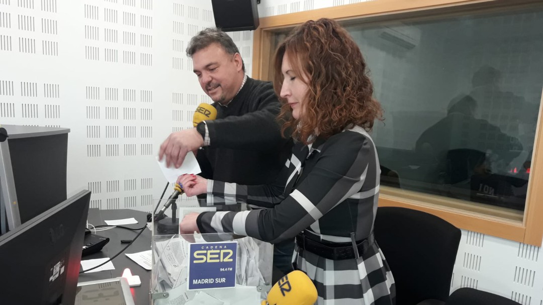 Enrique Berlanga (Valencia) se lleva la Cesta de Navidad de SER Madrid Sur