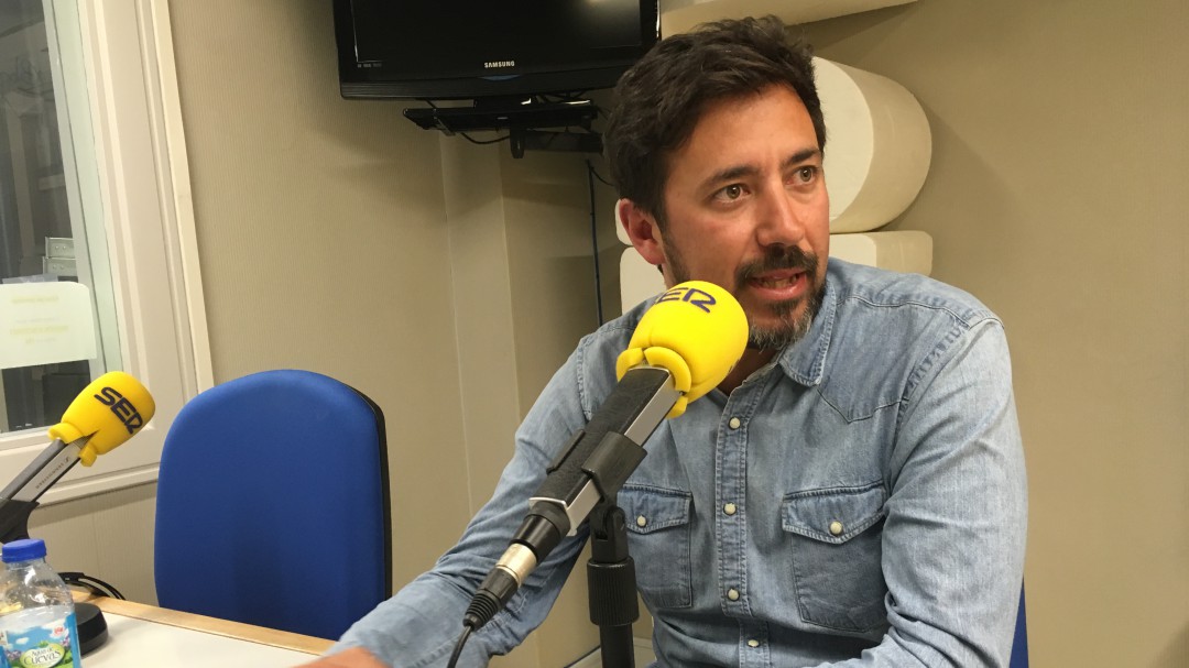 Antón Gómez-Reino: Si yo fuese Luís Villares, dimitiría