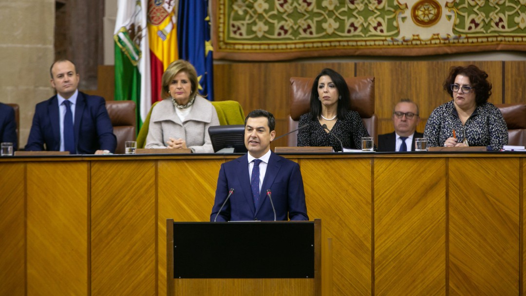 Así te contamos la primera jornada de la sesión de investidura en Andalucía
