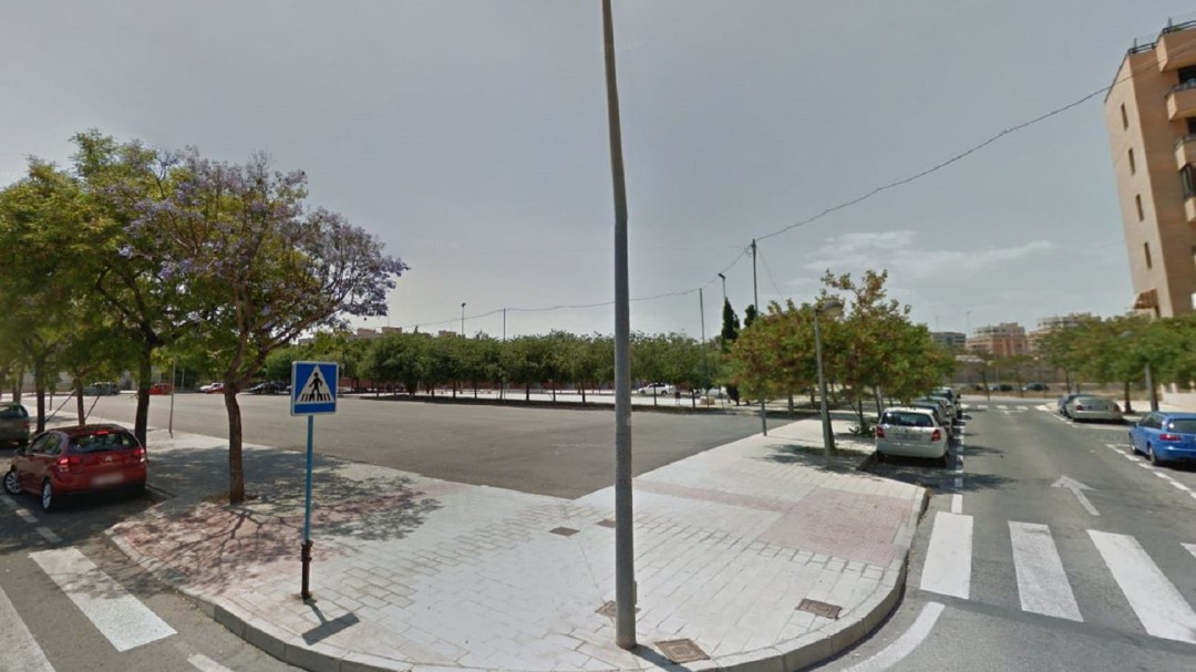 Los vecinos, hartos de Ayuntamiento y Generalitat