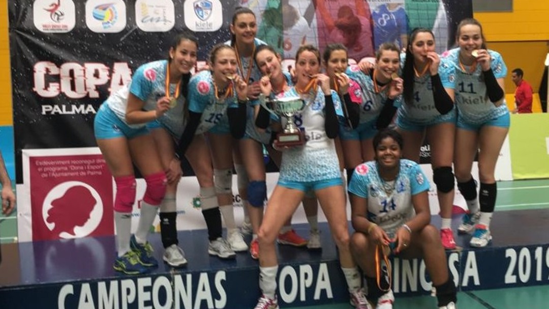 El CV Kiele Socuéllamos hace historia conquistando la Copa Princesa