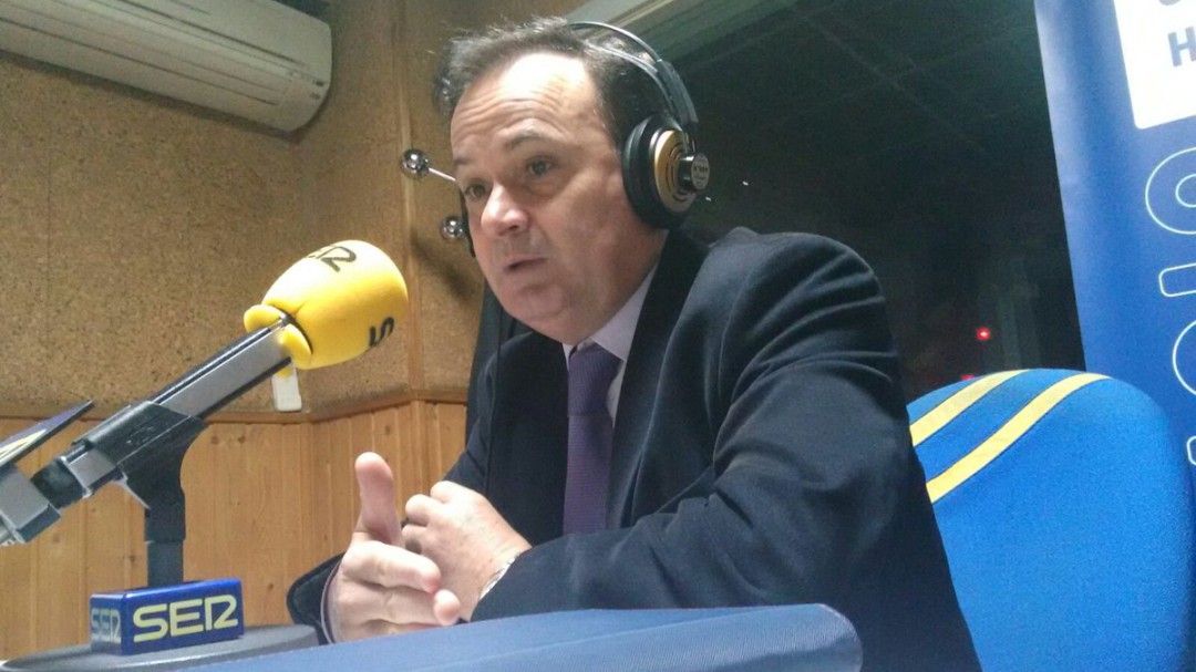 Viveros reconoce que la relación con los partidos de izquierda no es buena