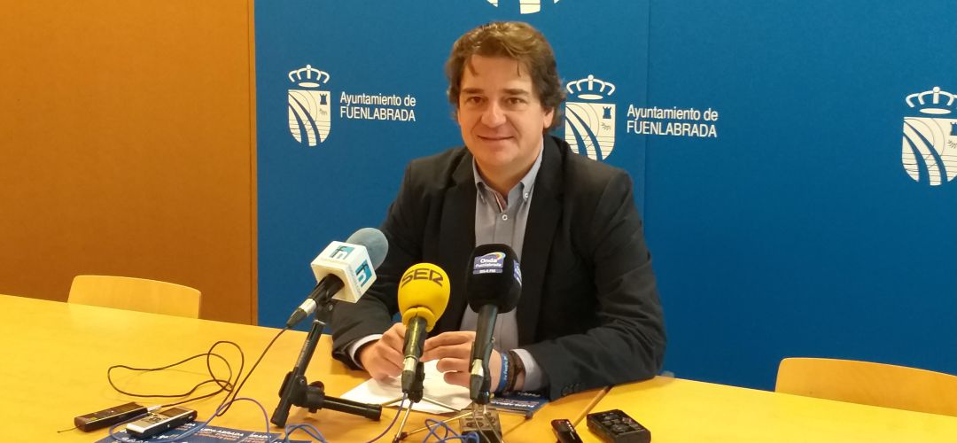 El alcalde de Fuenlabrada anuncia algunos de los eventos deportivos de altura que acogerá la localidad como Ciudad Europea del Deporte. El alcalde de Fuenlabrada anuncia algunos de los eventos deportivos de altura que acogerá la localidad como Ciudad Europea del Deporte.