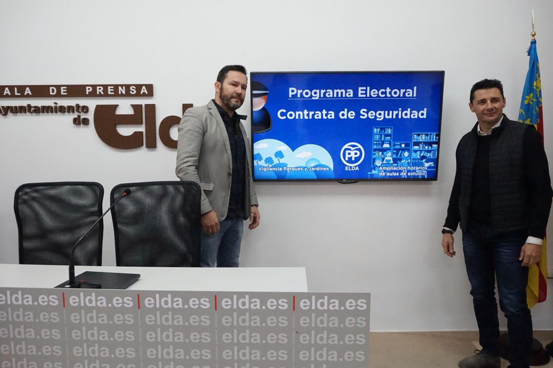 El PP de Elda presenta su apuesta por la seguridad en parques y jardines El PP de Elda presenta su apuesta por la seguridad en parques y jardines