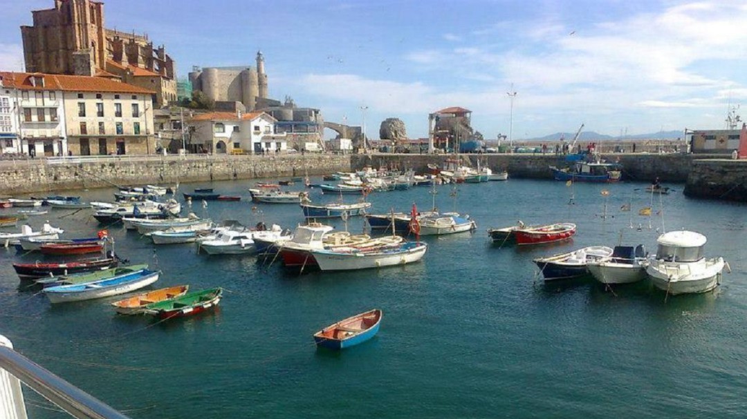 Descubre la belleza de la costa oriental de Cantabria