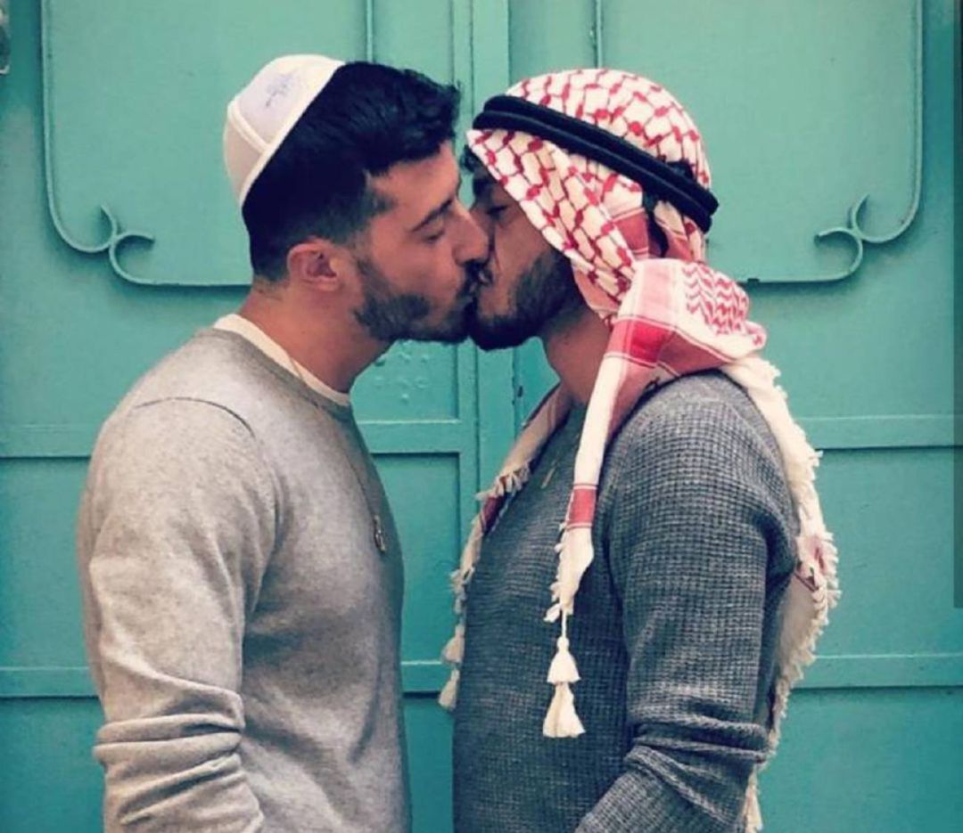 Un beso contra la intolerancia Un beso contra la intolerancia