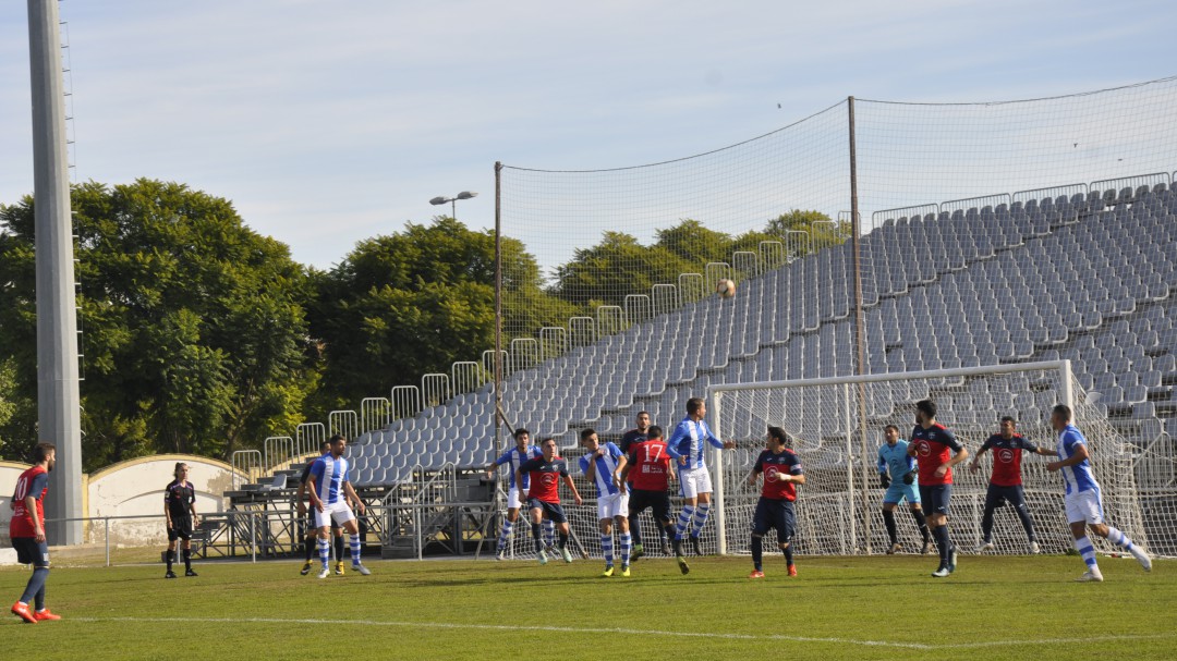 En la Juventud para recibir al Recreativo Portuense