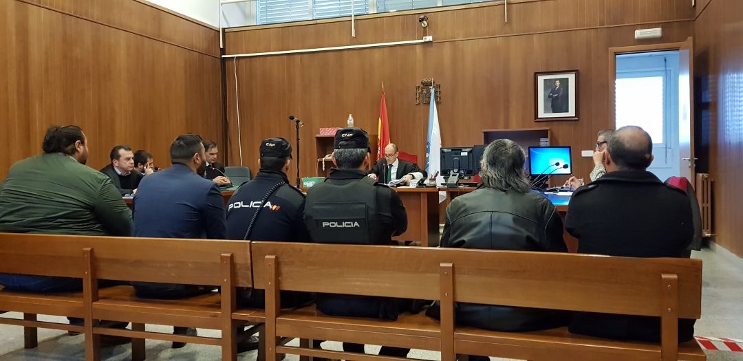 Absueltos todos los acusados por un altercado en la casa de los Morones Absueltos todos los acusados por un altercado en la casa de los Morones