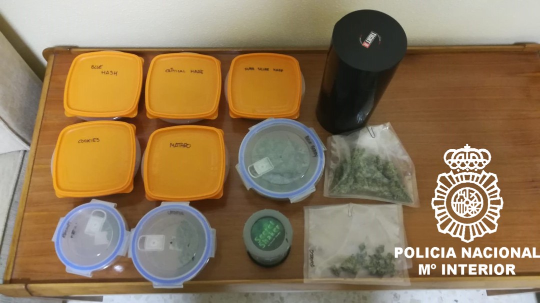 Detenido por vender y permitir fumar marihuana en su local