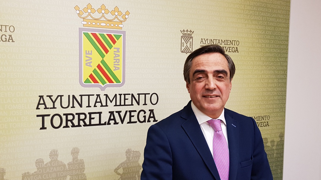 Calderón llama a su Grupo a la calma