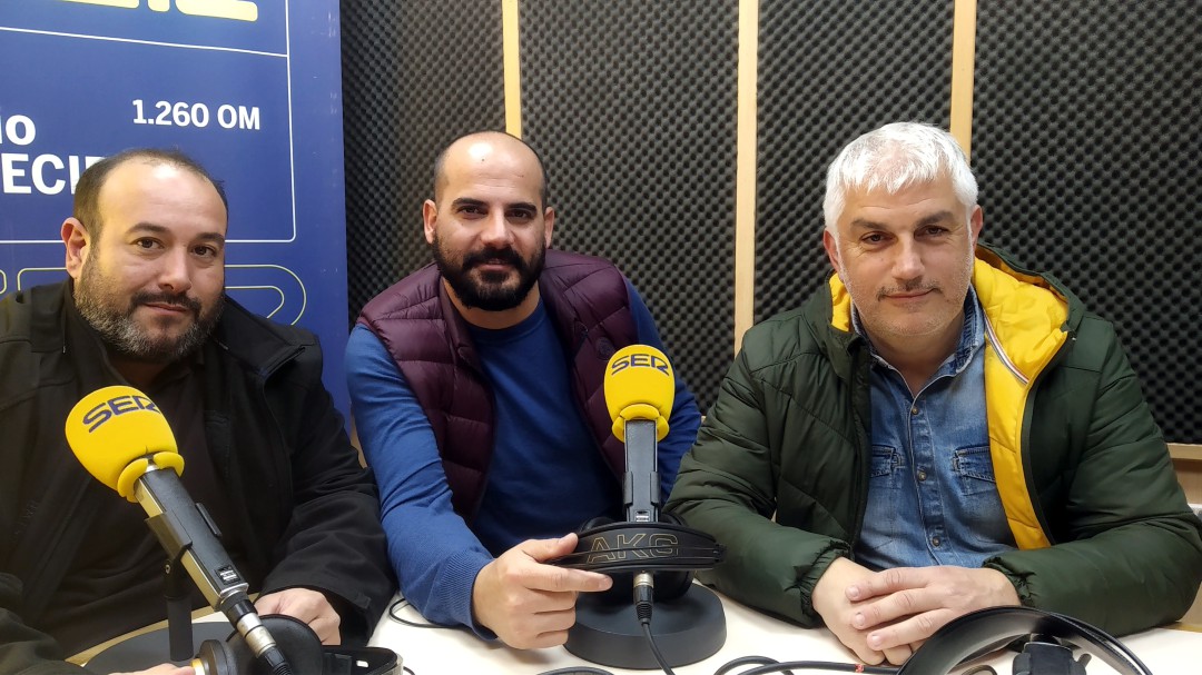 Los estibadores del puerto de Algeciras entregan 3.000 euros a Navidad con Amor