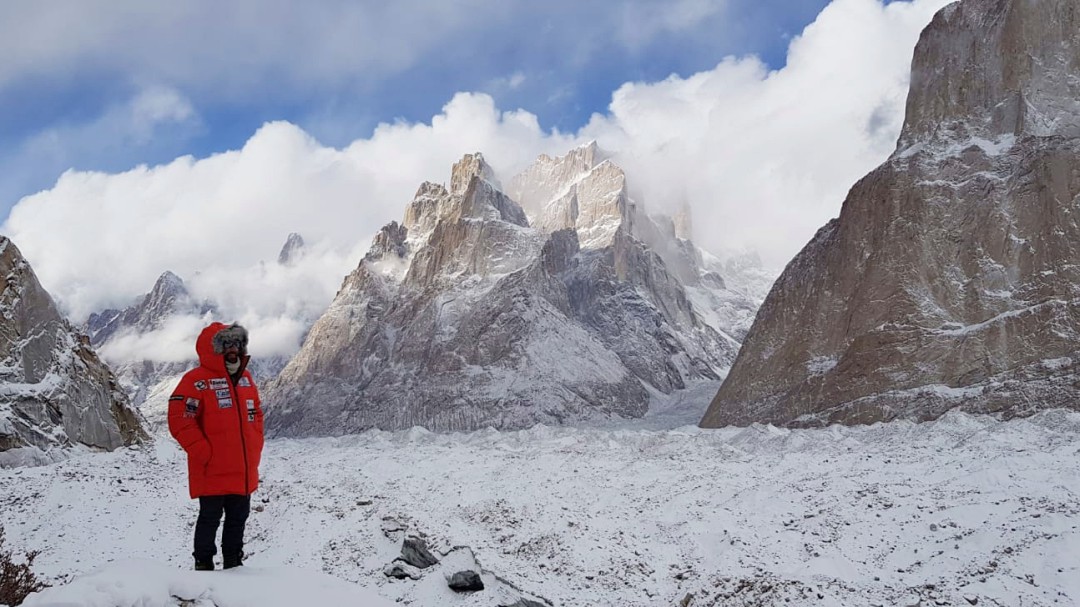 Txikon ya está en el campo base del K2