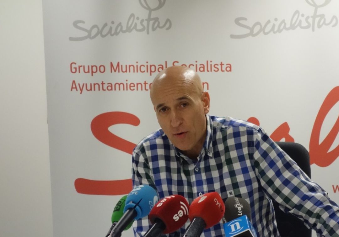 El PSOE de León pide el cese de Óscar Puente como portavoz nacional