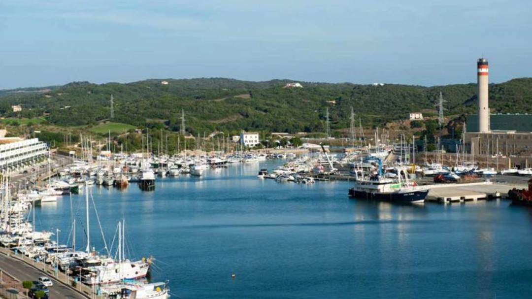 Maó dispondrá de un nuevo pantalán y cuatro rampas de acceso al mar