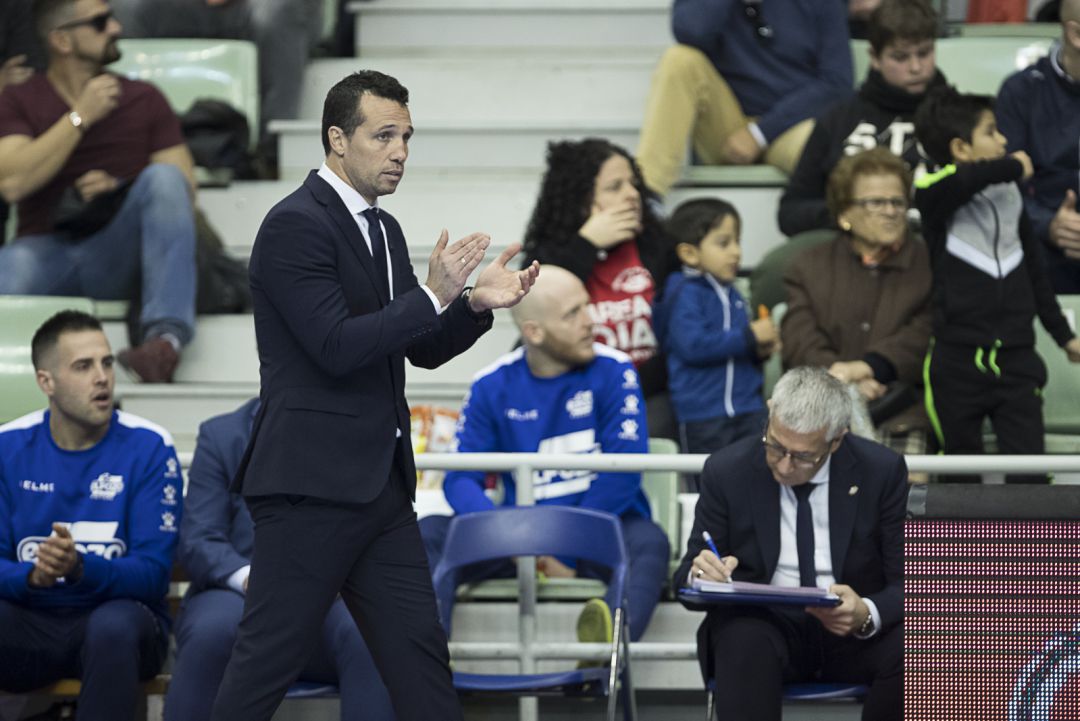 Felipe Valerio debutará en ElPozo ante el Viña Albali Valdepeñas Felipe Valerio debutará en ElPozo ante el Viña Albali Valdepeñas