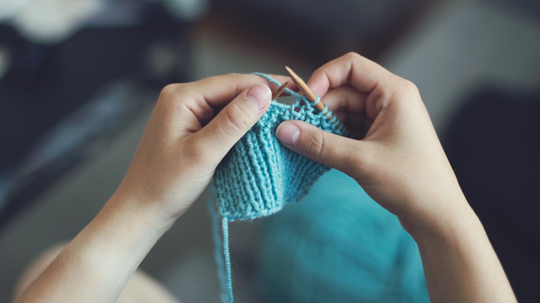 Hombres, cojan sus agujas y a coser