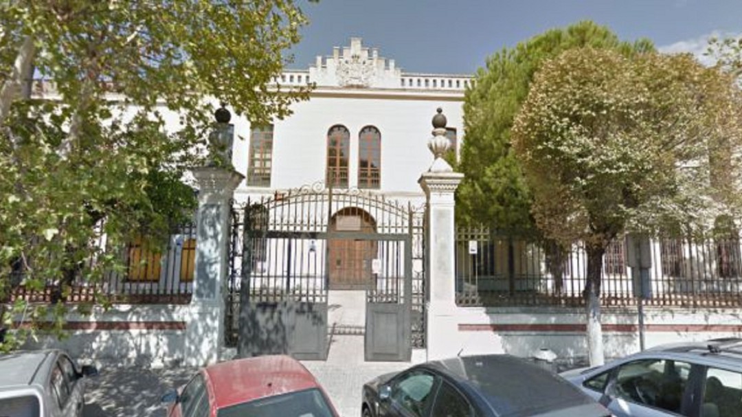 Colegios profesionales denuncian los retrasos de licencias en la Gerencia de Urbanismo