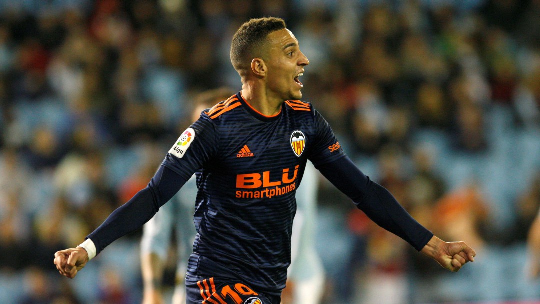 Rodrigo vuelve a marcar y da los tres puntos al Valencia