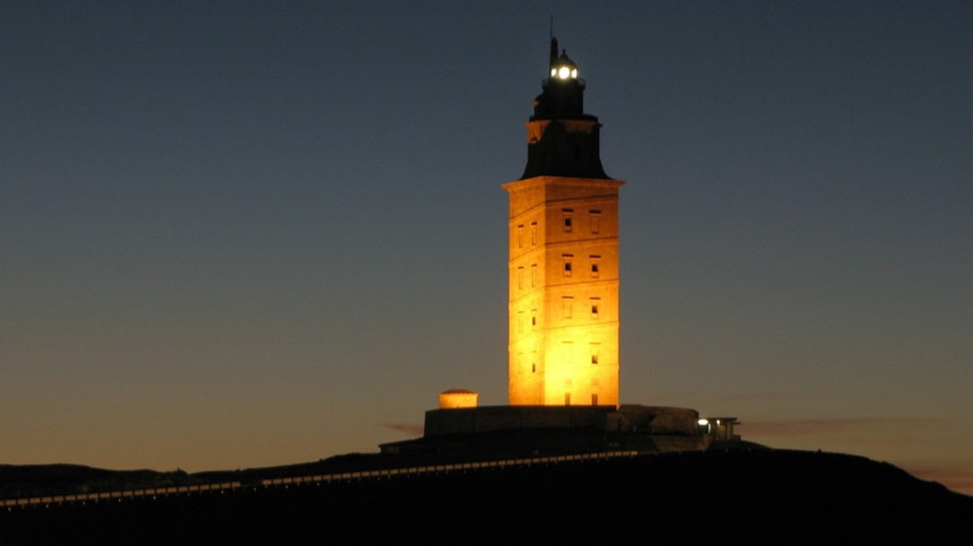 A Coruña aprovechará el aniversario de la Torre para impulsar su proyección
