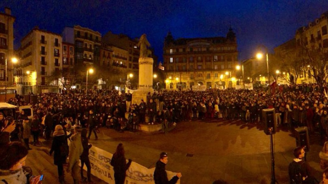 Ocupan de nuevo el Palacio del Marqués de Rozalejo en Pamplona