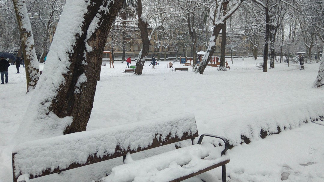 La Aemet alerta de la llegada de un fuerte temporal de nieve, lluvia y viento a partir del martes