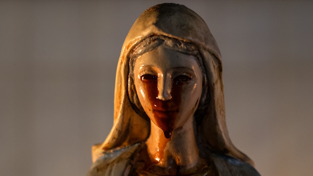 'Il Miracolo': Italia busca respuestas a la virgen que llora sangre