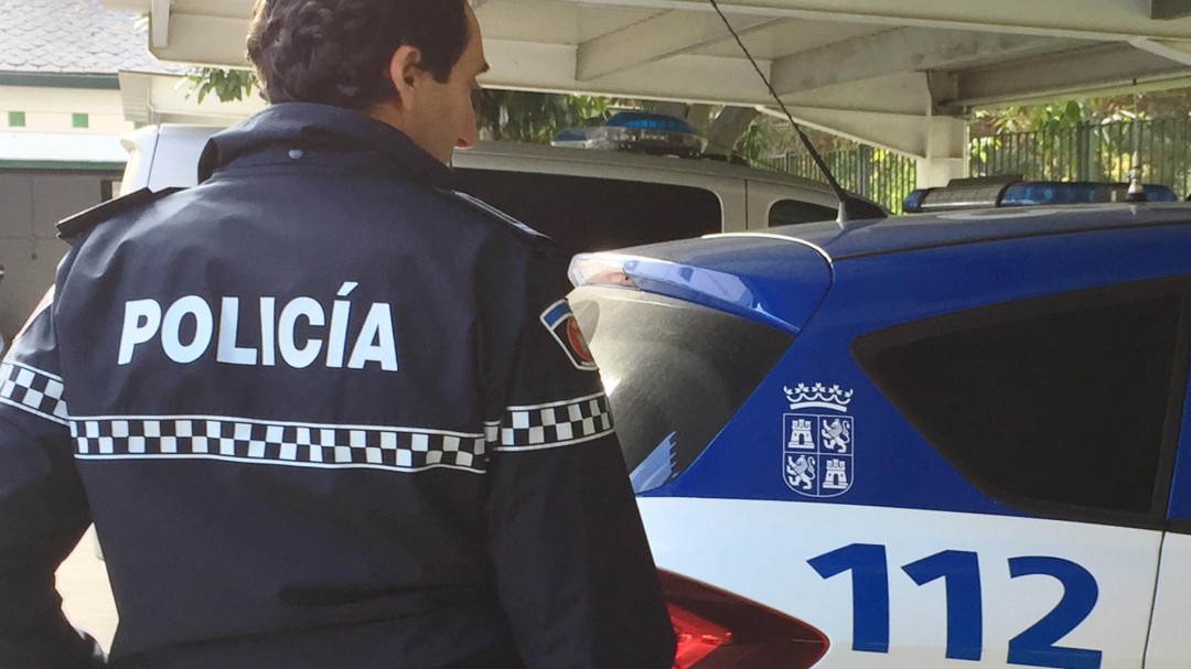 Detenido cuando conducía drogado y sin carnet en Ponferrada