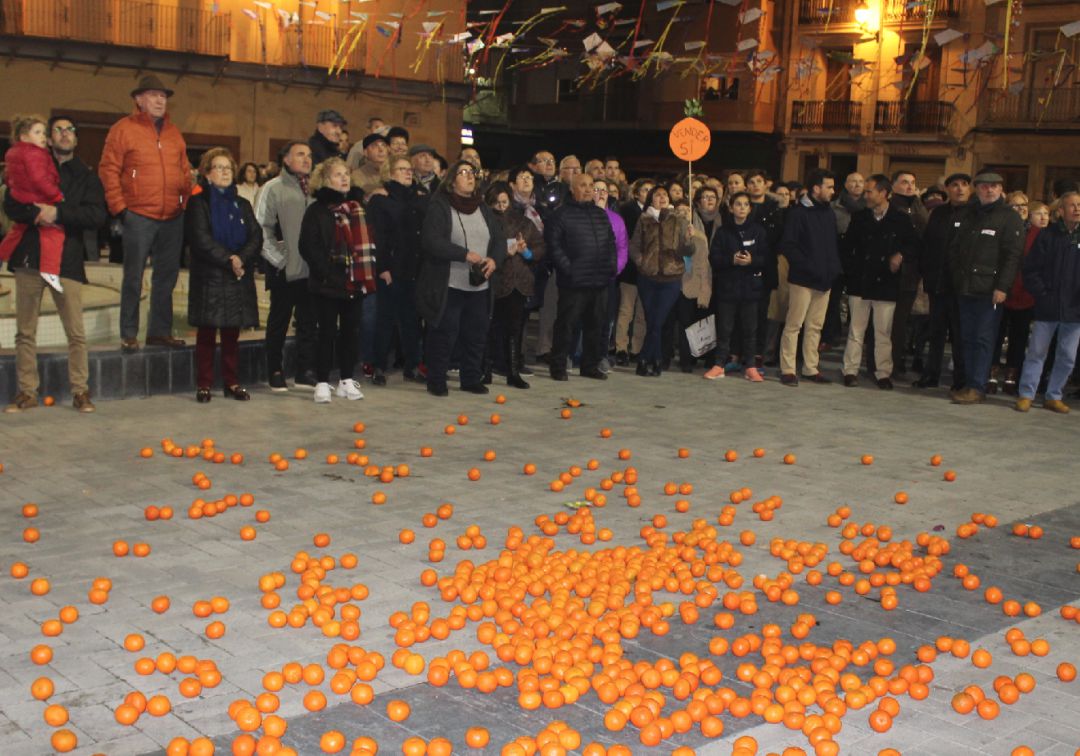 Los agricultores salen a la calle para exigir medidas urgentes ante la crisis de los cítricos