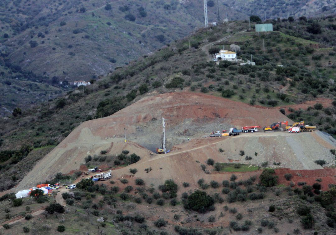 DIRECTO | Finaliza la excavación del túnel vertical que llevará hasta Julen