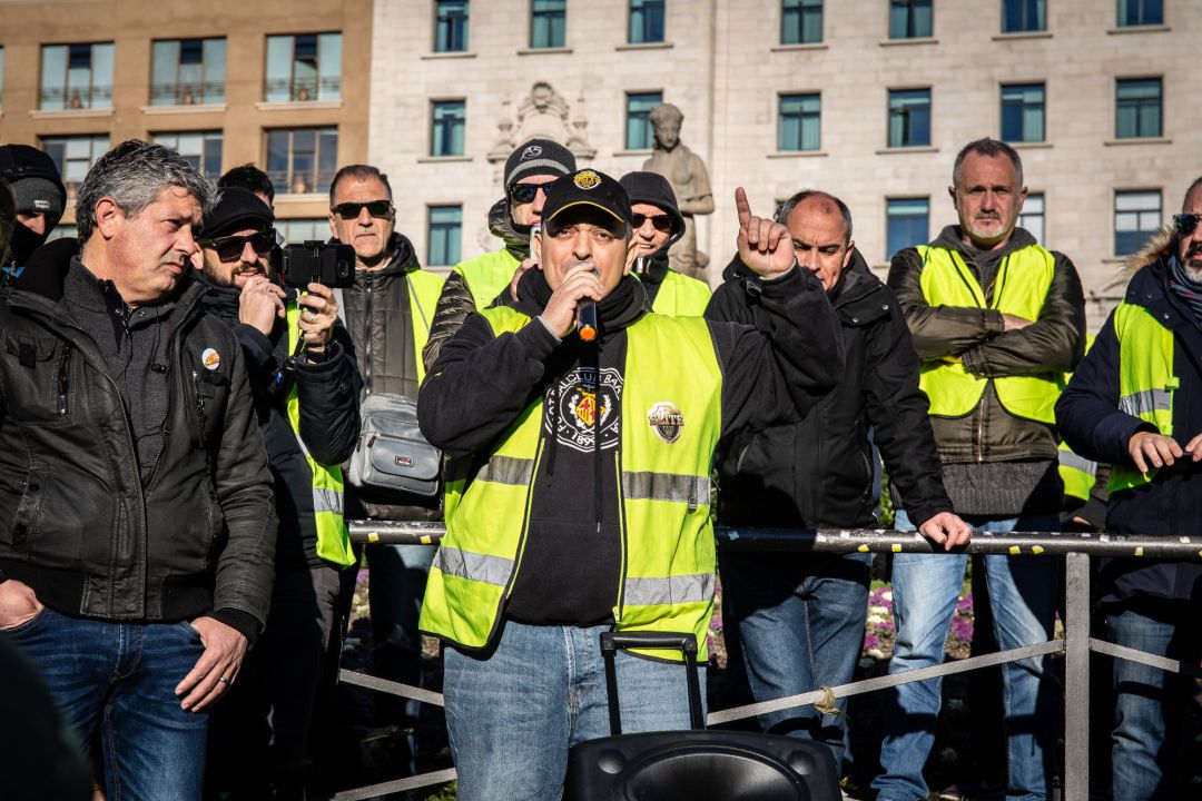 Tito Álvarez, fundador de Élite Taxi el sindicato mayoritario de taxistas de Barcelona. Tito Álvarez, fundador de Élite Taxi el sindicato mayoritario de taxistas de Barcelona.
