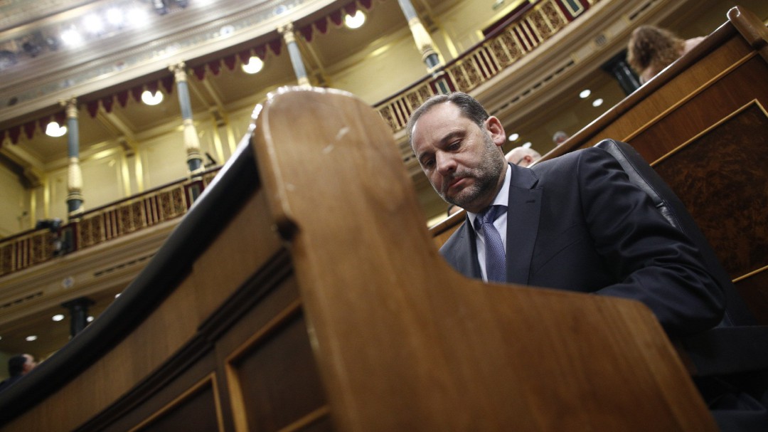 Ábalos asegura que otros grupos habrían rechazado el decreto del alquiler con la regulación de precios