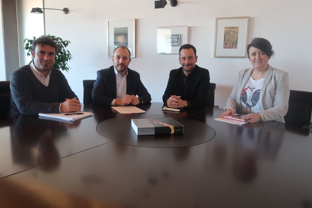 Los representantes municipales se han reunido con los de Redexis Gas Los representantes municipales se han reunido con los de Redexis Gas