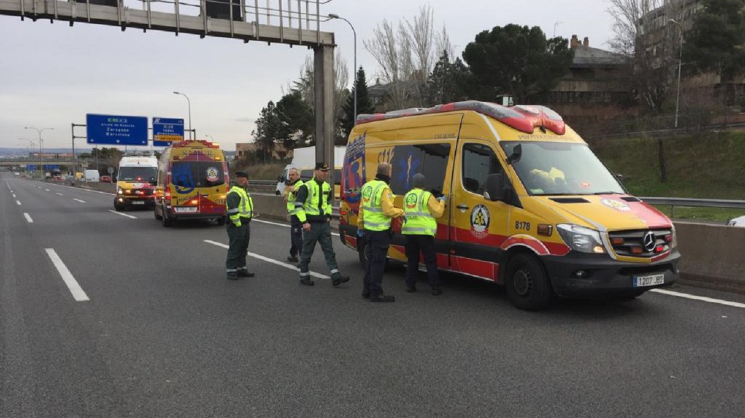 Un taxista, en estado muy grave tras ser atropellado al abalanzarse sobre un VTC