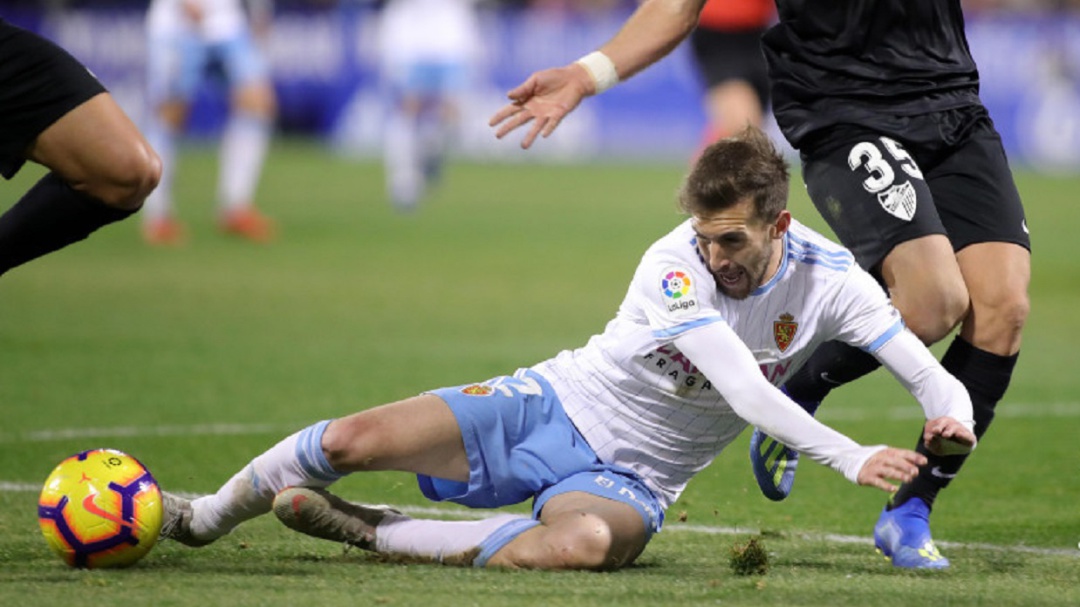 Benito : Quiero que venga Linares